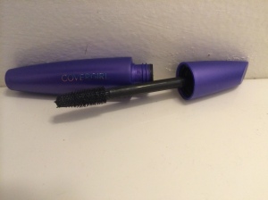 I usually use the mascara for full, thick lashes. It creates a fuller stubble.